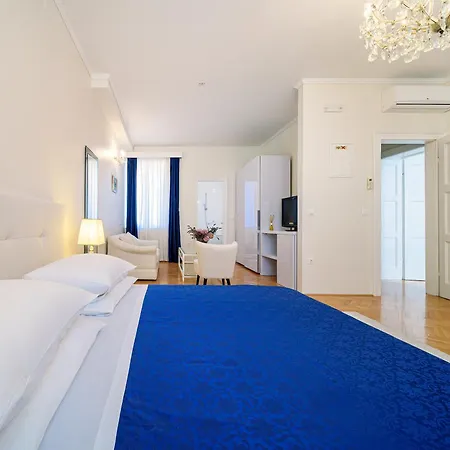 Palace Schoen Milesi