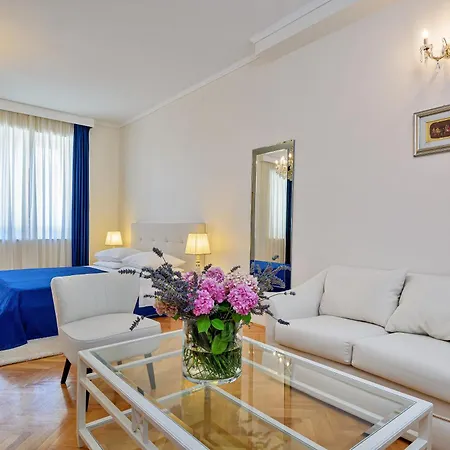 Couette-café Palace Schoen Milesi Split